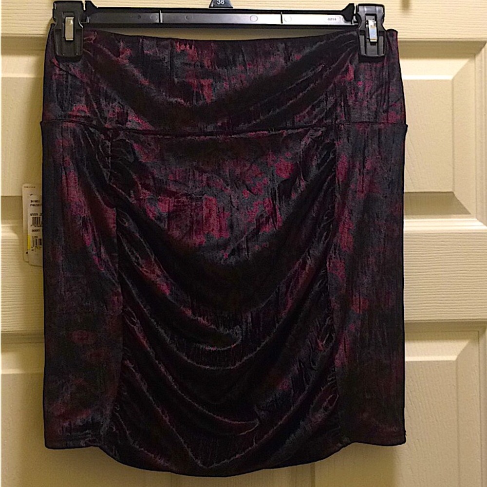 Velvet pencil mini skirt ruched
